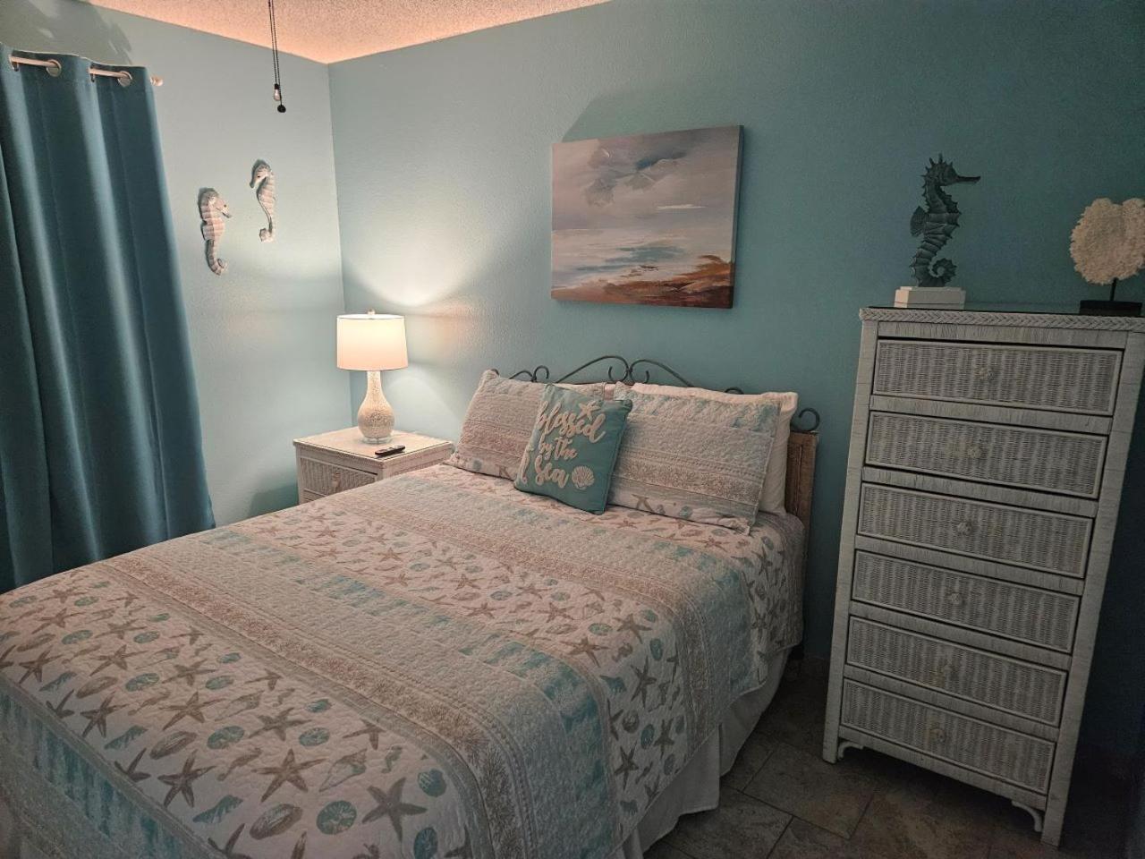 200 Yds To Private Gated Beach Access- 3Br-2Ba- Quiet Location In The Heart Of Destin! Εξωτερικό φωτογραφία